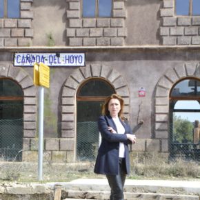 Ciudadanos critica el conchaveo entre Page y el Ministerio para abandonar la vía ferroviaria y el tren de Cuenca